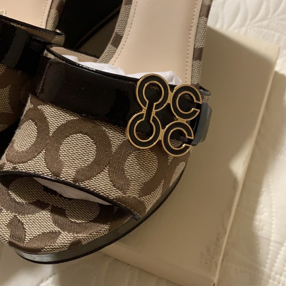 COACH SANDALS - Picture 2 of 12